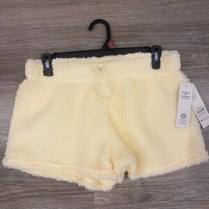 No Boundaries yellow Shorts